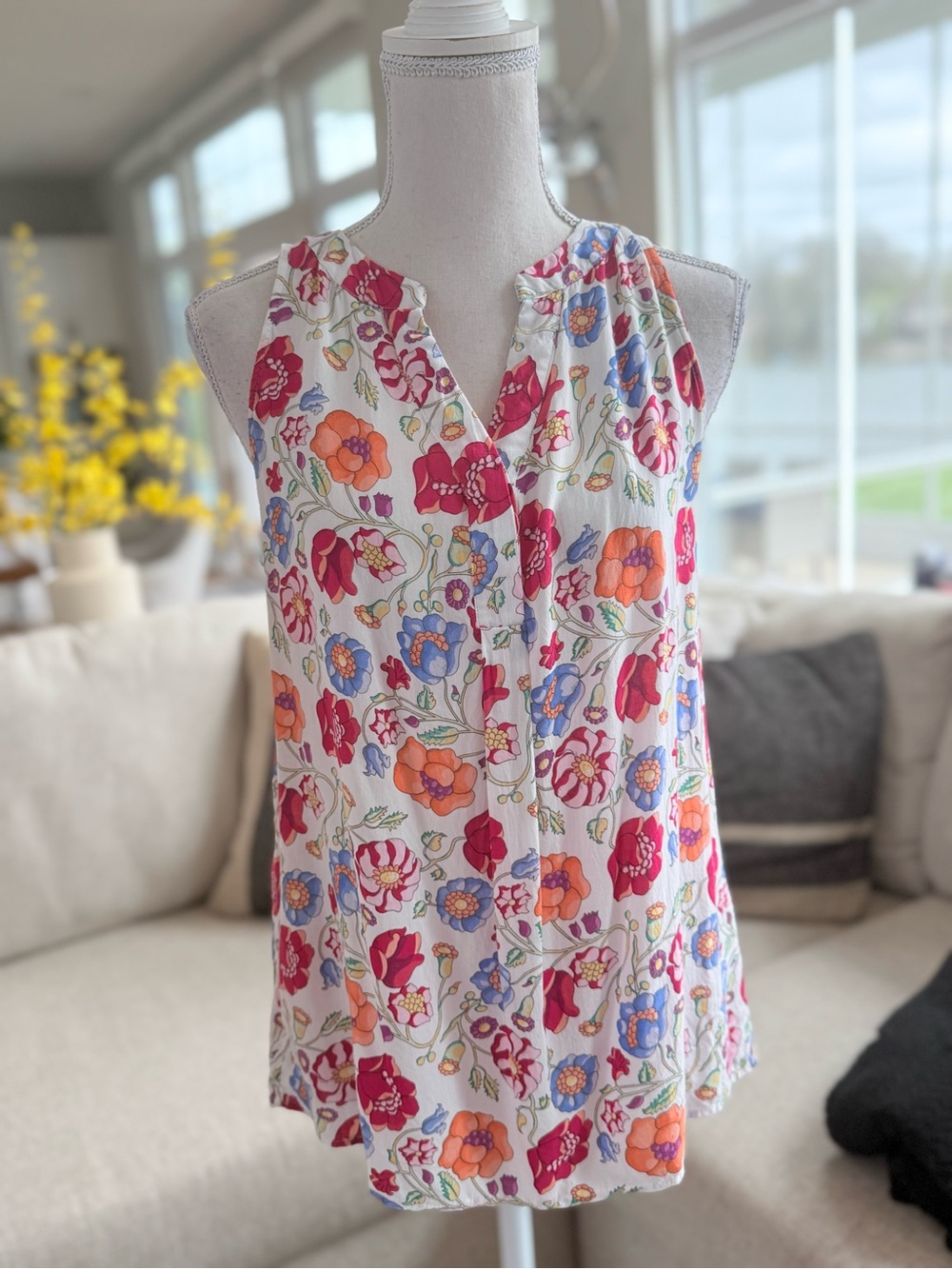 Sleeveless Floral V-Neck Women's Top in White with Multicolor Flowers